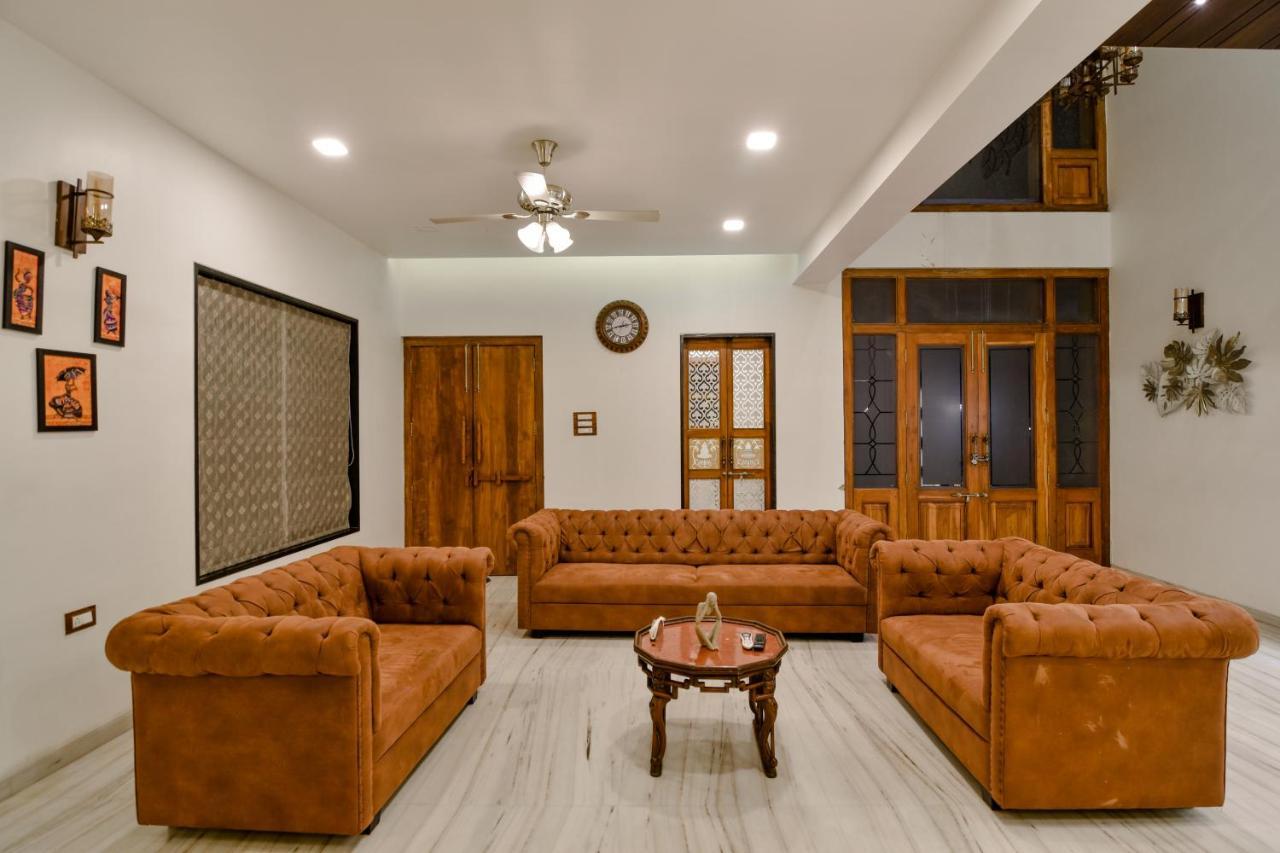 Lifeline Villas - Luxurious Taraangan 4 Mountain View Villa With Biggest Pool And Huge Open Area Lonavala Eksteriør bilde